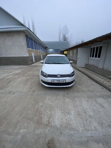 фольксваген 2007: Volkswagen Polo: 2010 г., 1.6 л, Механика, Бензин, Седан