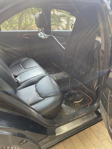 Mercedes-Benz: Mercedes-Benz S-Class: 4.3 l | 2001 il Sedan — 5