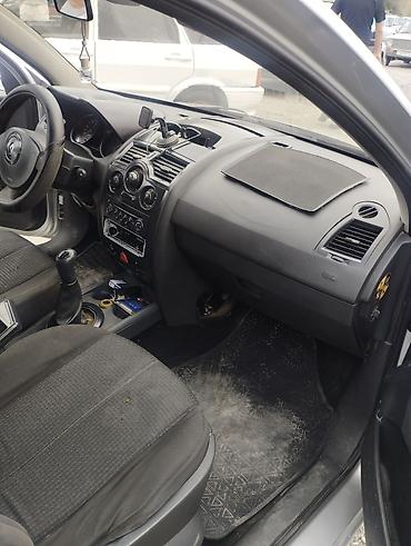 karavan maşınlar: Renault Megane: 1.5 l | 2005 il 374000 km Universal — 1