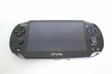 elektronska: REZERVISANO. Sony PlayStation Vita (serija 1000, OLED), u odličnom — 8