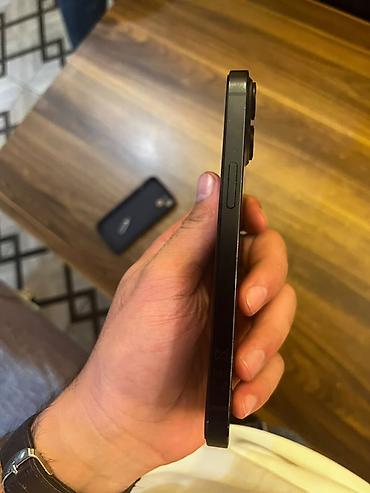 Mobil telefonlar: IPhone 14, Qara — 5