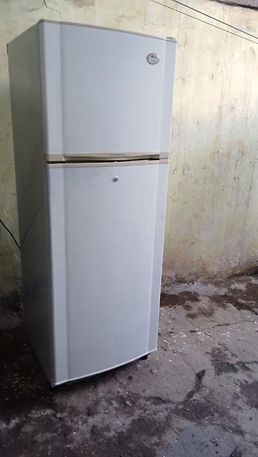 LG Nofros iki qapılı soyuducu yaxşı işlək vəziyyətdədir əla soyudur