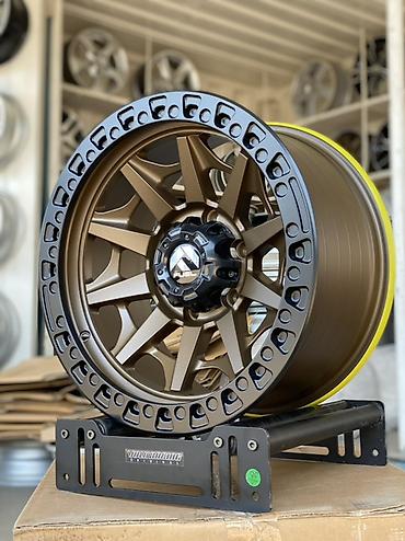 offroad диски: Литые Диски R 17 Комплект, отверстий - 6, Новый — 1