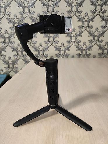 Другие аксессуары для фото/видео: Трёхосевой стабилизатор для смартфона с собственной экшн‑камерой в — 5
