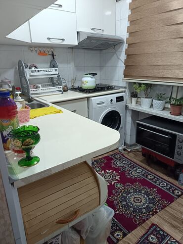 Köhnə tikili: Bakı, Yasamal, 3 otaqlı, Köhnə tikili, m. İnşaatçılar, 80 kv. m — 9