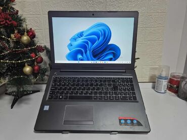 Lenovo: Intel Core i5, 8 GB OZU, 15.6 " — 2