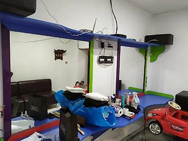 Digər salon, tibbi mebel: Uşaq salonu ücün mebel. 2 güzgü 1*1m. 2 tumba ( teker üste ) 2 polka — 4