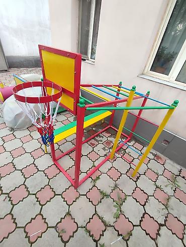 Другие игровые комплексы: Детский Турник с Баскетбольным кольцом Игровой комплекс 4 в 1 Турник at lalafo.kg — 11 Другие игровые комплексы: Детский Турник с Баскетбольным кольцом Игровой комплекс 4 в 1 Турник — 11