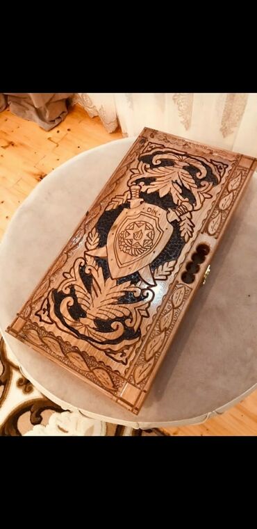 Şahmatlar: Əl işı taxta şahmat/nərd dəsti - Material: bərk ağac (əl oyması) - — 3