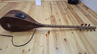 Саз: Elektro saz — akustik-elektrik xalq aləti İdeal vəziyyətdədir . Çox az — 4