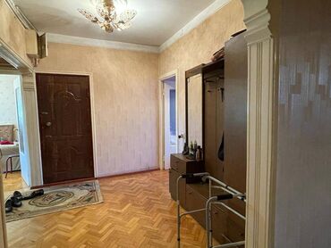 Köhnə tikili: Bakı, 4 otaqlı, Köhnə tikili, m. Həzi Aslanov, 110 kv. m — 18