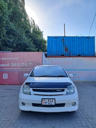 аато в рассрочку: Toyota ist: 2002 г., 1.5 л, Автомат, Бензин, Хетчбек