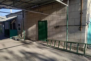 Продажа коттеджей и домов: 📍с.Маевка 🔘4-комнаты 🔘49,5м² Продаю четырехкомнатный дом. В селе — 15