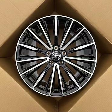 диски на крузак: Литые Диски R 17 Toyota, Комплект, отверстий - 5, Новый — 4
