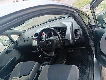 civic 5: Honda Fit: 2004 г., 1.3 л, Вариатор, Бензин, Хэтчбэк — 5