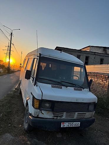 Транспорт: Mercedes-Benz Спринтер: 1996 г., 2.2 л, Механика, Дизель, Фургон — 2