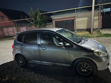 камаро шевроле: Honda Fit: 2003 г., 1.5 л, Вариатор, Бензин, Хетчбек