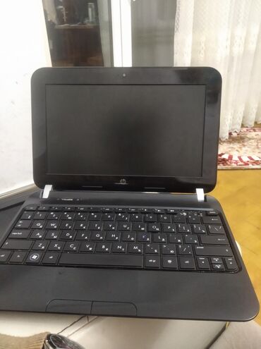 Masaüstü kompüterlər və iş stansiyaları: HP mini noutbuk - Brend/model: HP (kompakt seriya, 11–12" sinif) -