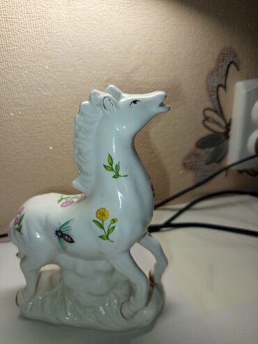 Подарки и сувениры: Продаю статуэткивсе подаренные,продаю в связи переездом за все прошу — 17