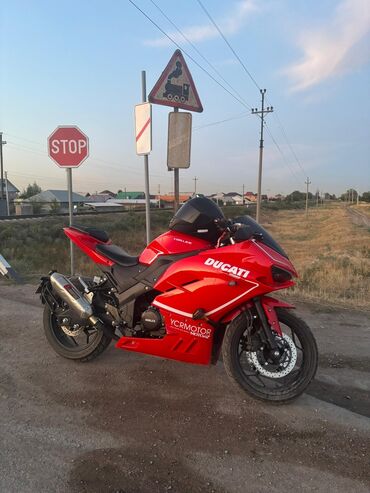 купить мотоцикл в рассрочку без банка: Спортбайк Ducati, 250 куб. см, Бензин, Взрослый, Б/у
