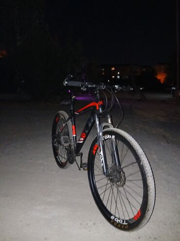 velosiped maşası: İşlənmiş Trek velosipedi Toba, 29", sürətlərin sayı: 7, Ünvandan götürmə, Ödənişli çatdırılma