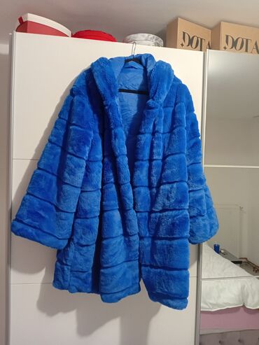 Krzneni kaputi: 3XL, Sa postavom, Veštačko krzno, bоја - Svetloplava — 13