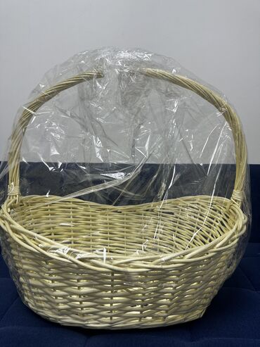 коробки упаковочные: Корзины, большие, новые, каждая по 1000 сом
 (самовывоз) 3 микрорайон