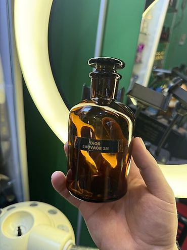 Şəxsi əşyalar: Hamisi Tep Tezedir.Az islenib Qiriqi Cati Yoxdur.18 Eded 250 Ml Qizili — 2