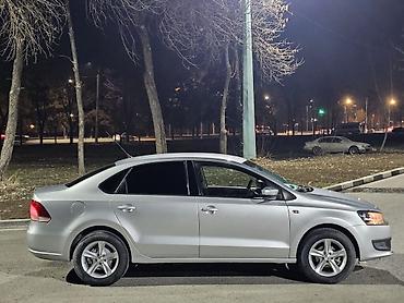 Volkswagen: Volkswagen Polo: 2011 г., 1.6 л, Механика, Бензин, Седан — 4