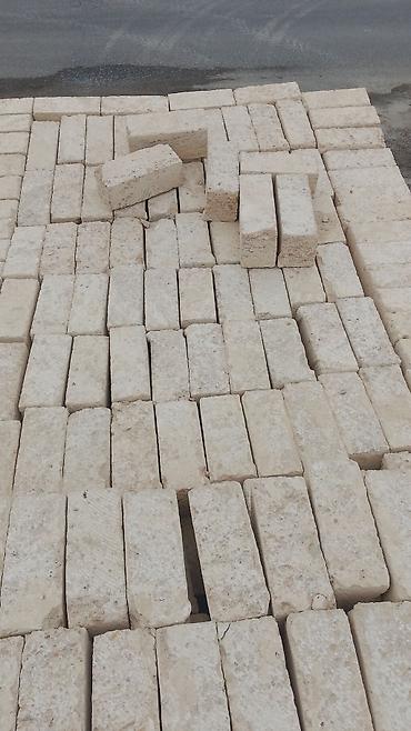 gips blok: Məhsul: Qumdaşı (ağ daş) tikinti bloku Təsvir: - Təbii qumdaşı — 4