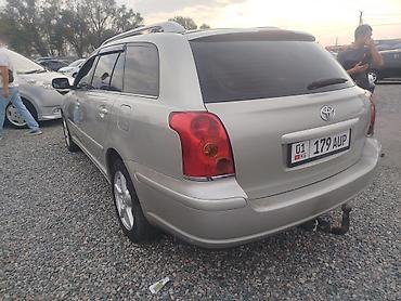 Toyota: Toyota Avensis: 2004 г., 2 л, Кол менен иштөөчү, Бензин, Универсал — 3