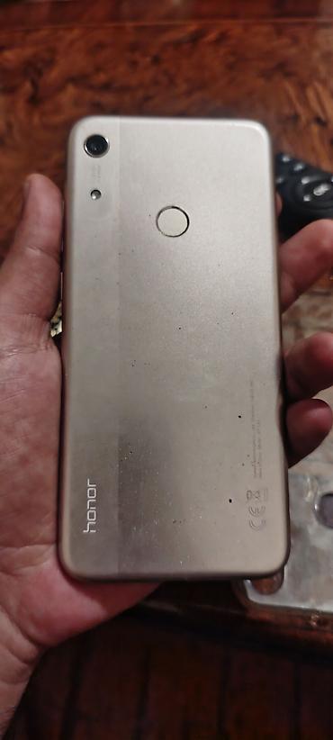 htc telefonu: Honor Play 8A, 32 GB, rəng - Qızılı, Barmaq izi, İki sim kartlı, Face ID — 3