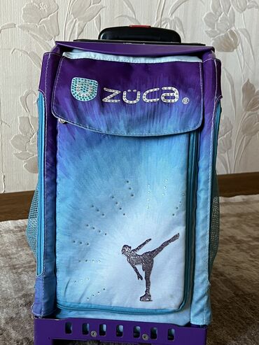 сумка большая: Продаю каркасную сумку для фигурного катания б/у Фирма zuca Состояние