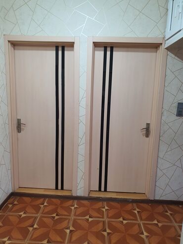 otağ qapları: 3 ədəd otaq qapısı satılır. Hər biri 100 azn. Real alıcıya cüzi