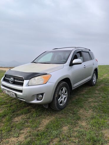Toyota: Toyota RAV4: 2010 г., 2.5 л, Автомат, Бензин, Внедорожник
