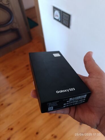 a100 samsung: Samsung Galaxy S23, 256 GB, rəng - Ağ, Zəmanət, Barmaq izi, Simsiz şarj