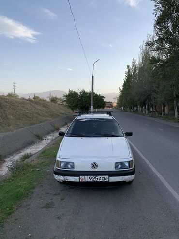 корпус масляного фильтра: Volkswagen Passat: 1989 г., 1.8 л, Механика, Бензин, Седан