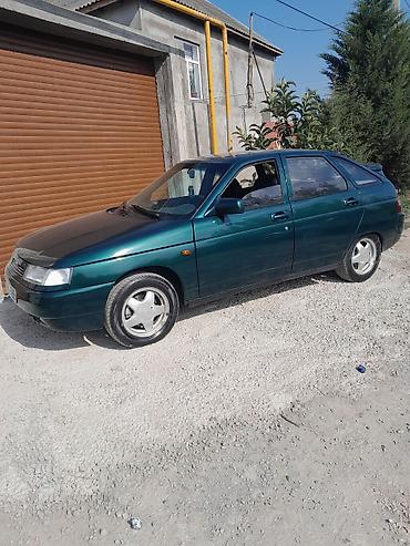 lada 2104 for sale: Model: Lada 2112 (5 qapılı hetçbek) Xüsusiyyətlər: - Kuzov: 5 qapılı — 1