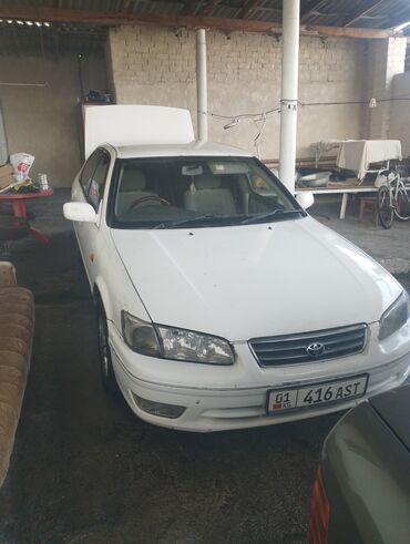 Toyota: Toyota Camry: 2000 г., 2.2 л, Автомат, Бензин, Седан