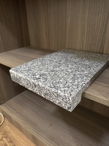 Фасадные гранитные плитки: Гранит Серый гранит от 1700, кок сарай,натуральный камень, такая цена — 9