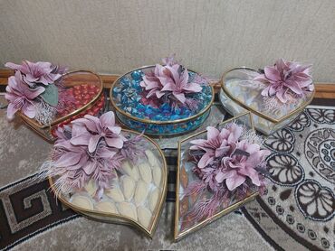 Xonça: Ünvan: Bakı şeheri çatdirilma pulsuz. 
elaqe nomresi — 15