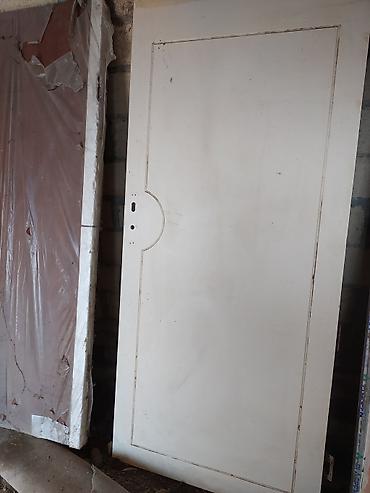 Ağ rəngli otaq qapısı (daxili qapı) - Material: taxta/MDF əsaslı