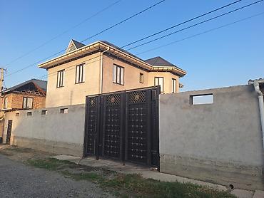 продаю дом в киргизии 1: 6 комнат и более, 201 м², 6 соток, Жапалак, Собственник — 1