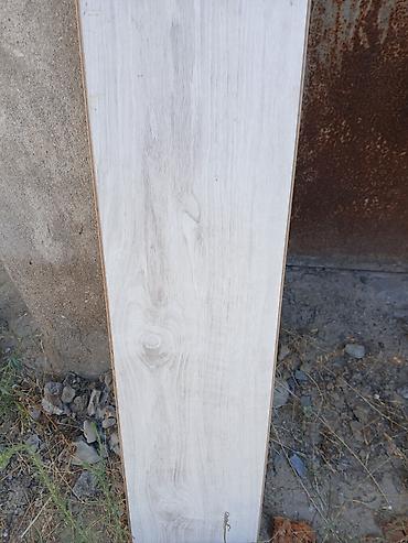 Laminat: Laminat satilir 3 kvadrat metr qalib Qalin laminatdi 12 lik Rusiya — 3