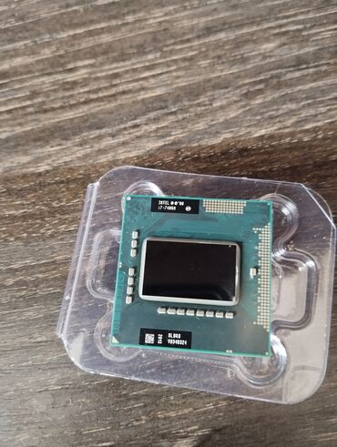 core i3 6100: Процессор"core i7-740qm для ноутбука cокет PGA988. 4 ядра -8 поточный