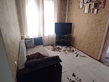 Продажа коттеджей и домов: Продаю дом в г. Кара-Балта, ул. Тоголок Молдо. Дом большой, со всеми — 5