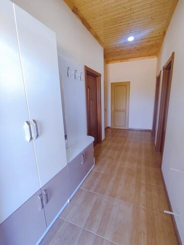 Günlük kirayə evlər: 100 kv. m, 3 otaqlı — 14