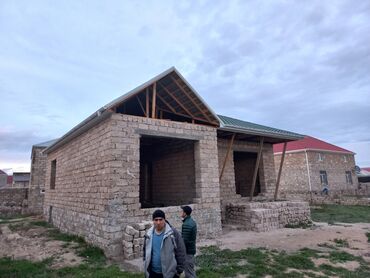 binədə həyət evləri 2022: 3 otaqlı, 132 kv. m, Təmirsiz