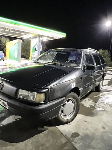 Volkswagen: Volkswagen Passat: 1990 г., 1.8 л, Механика, Бензин, Универсал — 2