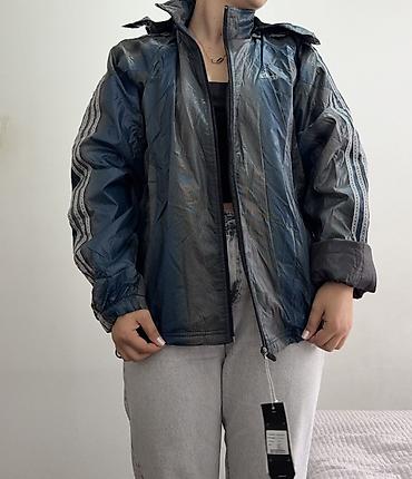 толстовка адидас: Новые ветровки Adidas с капюшоном, внутри флис теплый. Особенности: - — 2